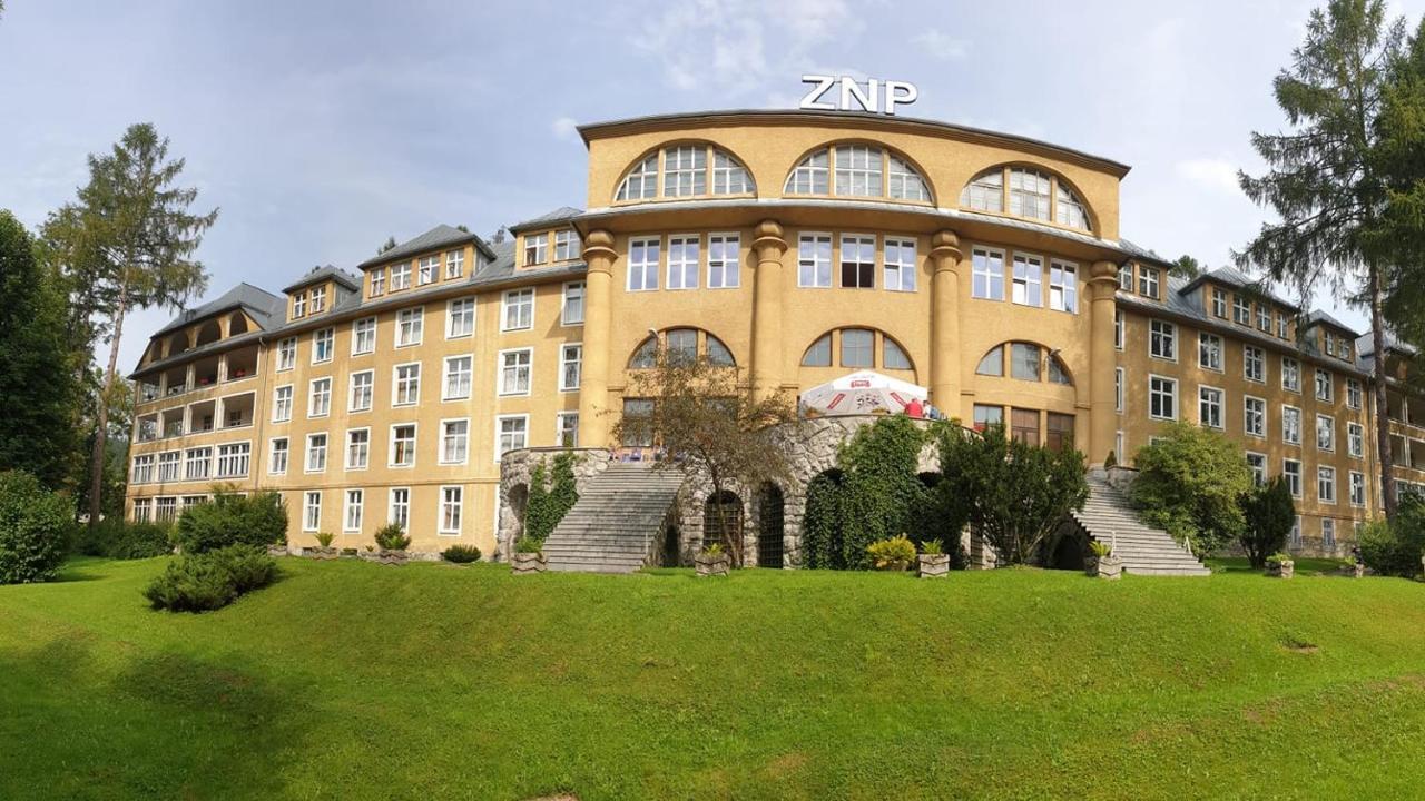 זקופאנה Nauczycielskie Centrum מראה חיצוני תמונה